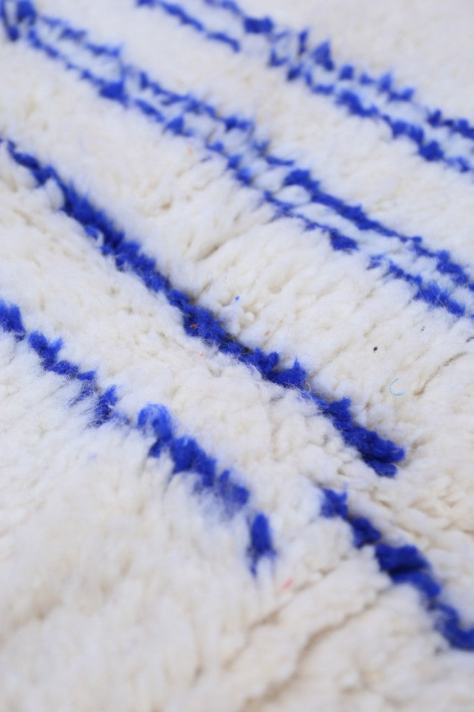 Beni Ourain Wool Rug – Bold Blue Berber Motif 200 x 144cm