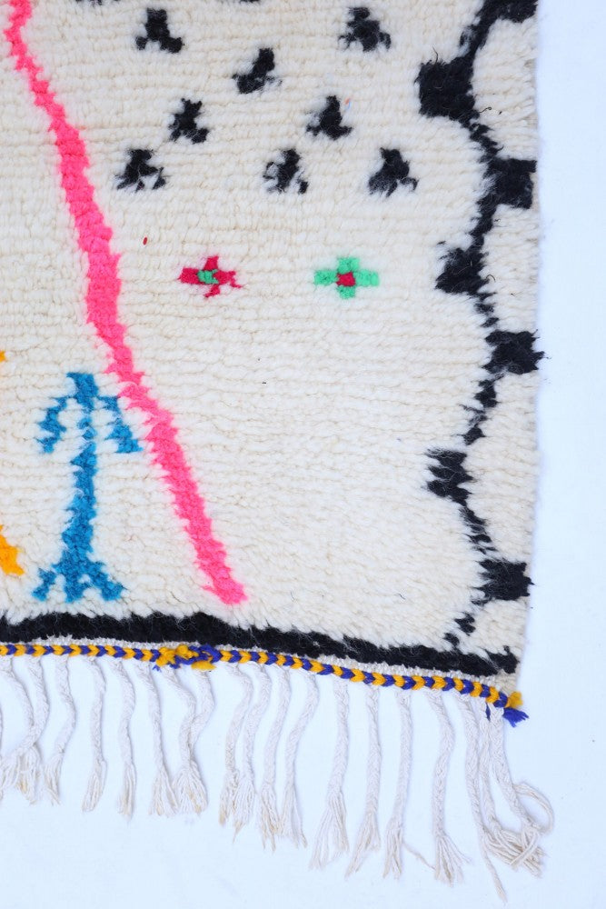 Azilal Joyful Collection – Festival Diamond Moroccan Wool Rug 243 x 154cm