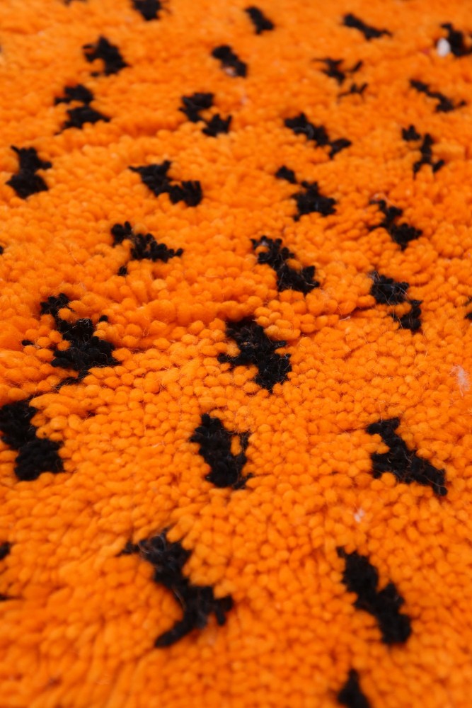 Sunset Dots – Azilal Runner 284 x 174cm