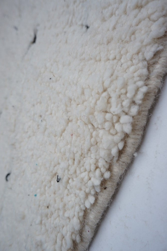 Zigzag Rhythm – Custom Made Beni Ourain Wool Rug