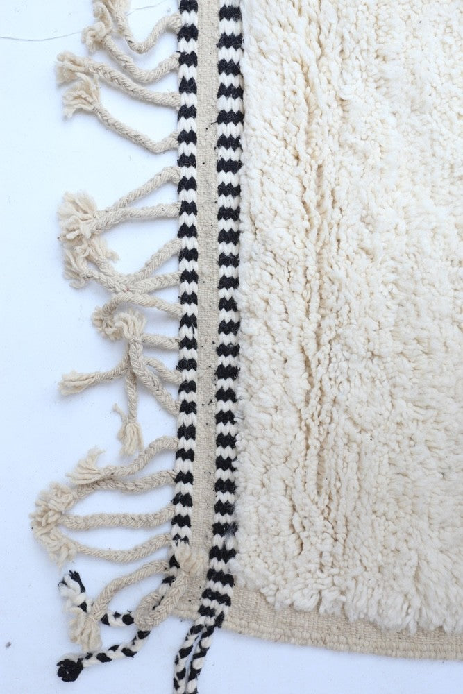 Atlas Lines – Custom Made Beni Ourain Wool Rug