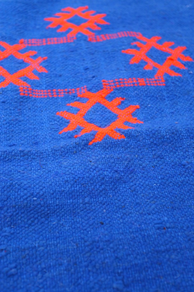 Handwoven Moroccan Kilim Rug – 237 x 144 cm – Deep Blue Wool