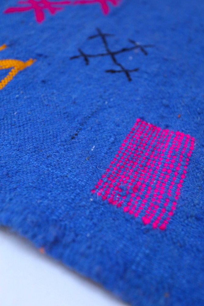 Handwoven Moroccan Kilim Rug – 237 x 144 cm – Deep Blue Wool