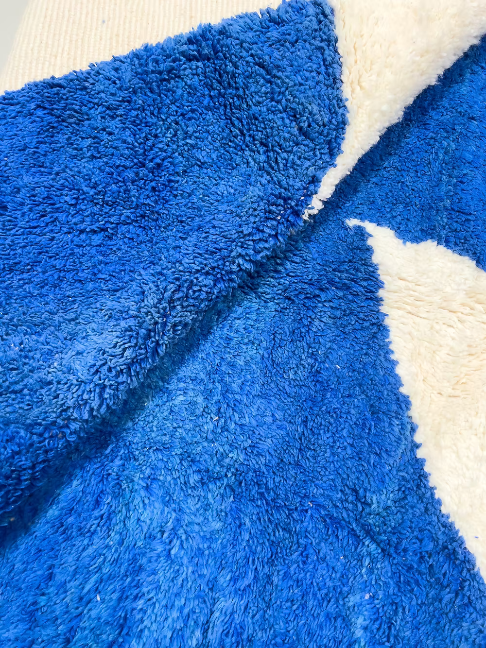 Tazrart n’Lazur - Blue Wave