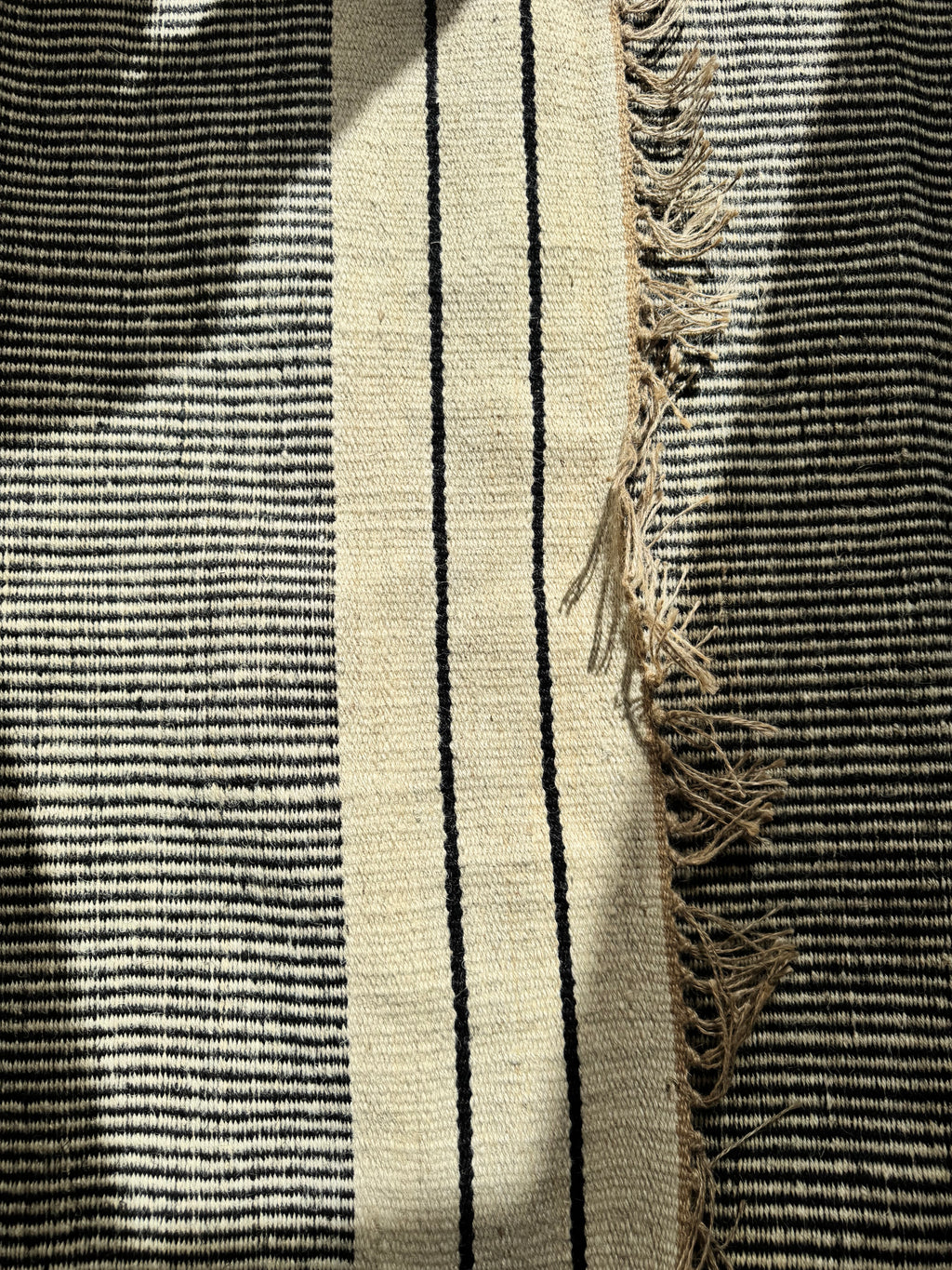 Artisan Linear Jute & Wool Turkish Kilim – 90x150 cm