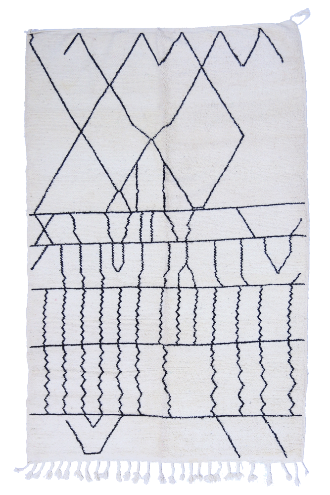 Beni Ourain Wool Rug – Geometric Elegance  242 x 158cm