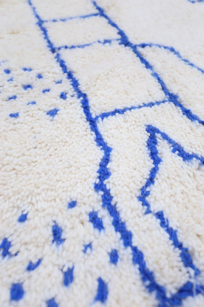 Beni Ourain Wool Rug – Abstract Blue Tribal Design 250 x 150cm