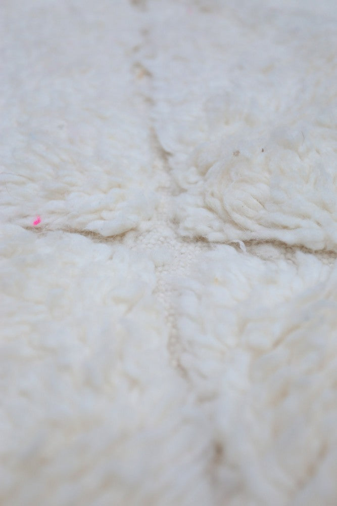 Handmade Moroccan Wool Rug – Beni Ourain 287x202 cm