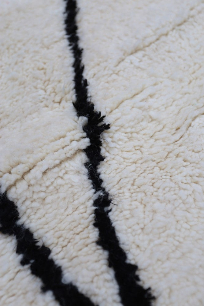 Minimalist Linear 200 x 150cm