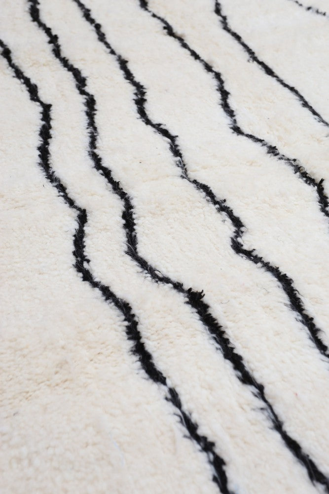 Rhythmic Waves Beni Ourain Wool Rug 243 x 164cm