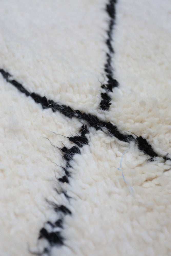 Desert Crossroads 150x105cm