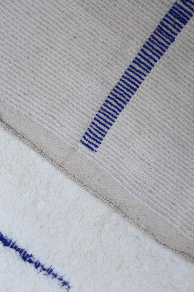 Beni Ourain Wool Rug – Minimalist Moroccan Elegance 295 x 213cm