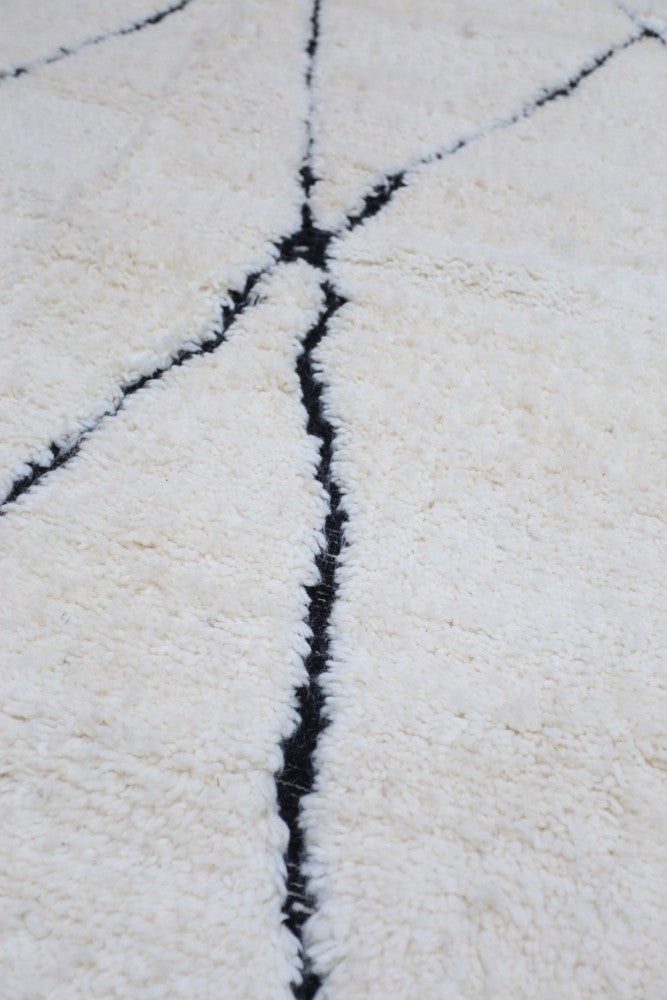 Nomad's Grand Grid 280 x 270cm