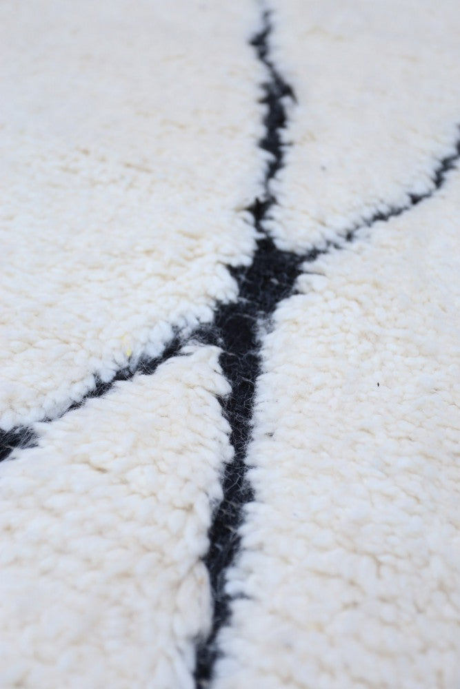 Nomad's Grand Grid 280 x 270cm