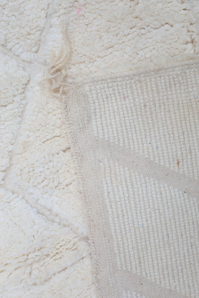 Handmade Moroccan Wool Rug – Beni Ourain 287x202 cm