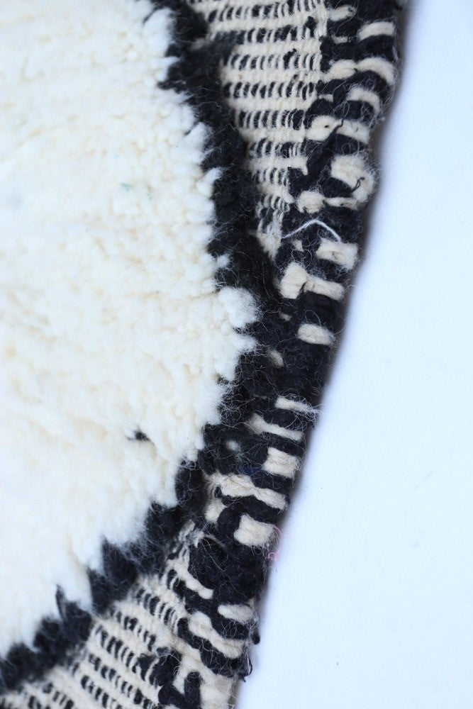 Nomad Steps – Beni Ourain Runner  284 x 85cm