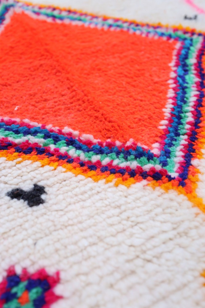 Azilal Joyful Collection – Festival Diamond Moroccan Wool Rug 243 x 154cm