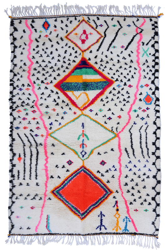 Azilal Joyful Collection – Festival Diamond Moroccan Wool Rug 243 x 154cm