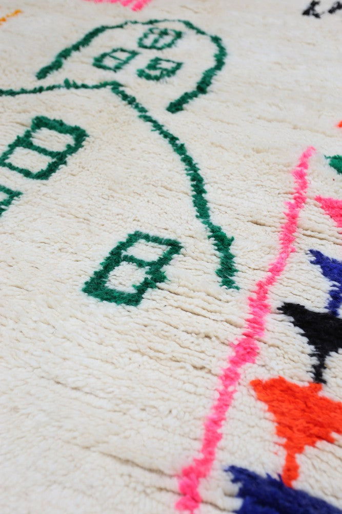 Joyful Collection – Azilal Wool Rug 254 x 153 cm