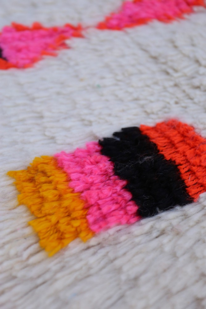 Joyful Collection – Small Moroccan Azilal Wool Rug 155 x 106cm