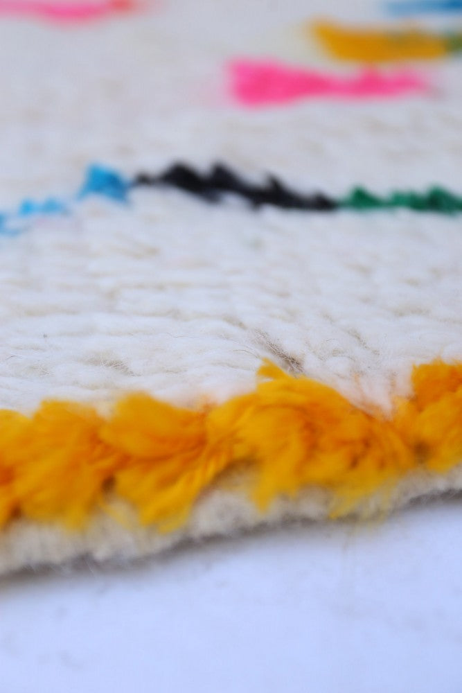 Joyful Collection – Small Moroccan Azilal Wool Rug 155 x 106cm