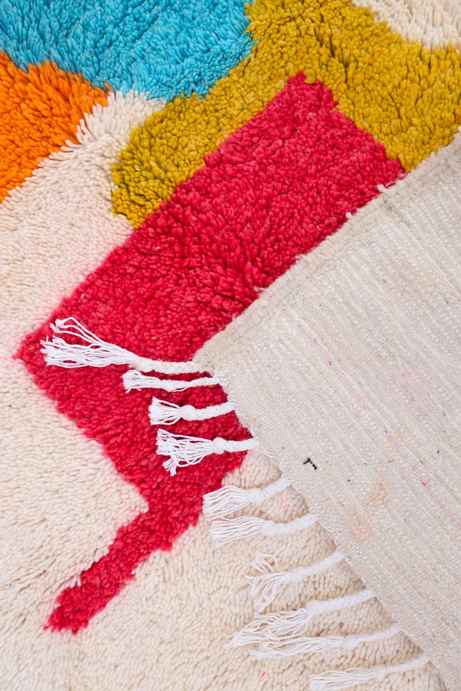 Color Totem – Vibrant Multicolor Moroccan Azilal Wool Rug 254 x 146cm