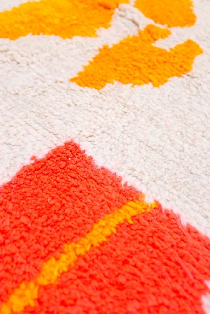 Fuchsia Bloom 270 x 160cm