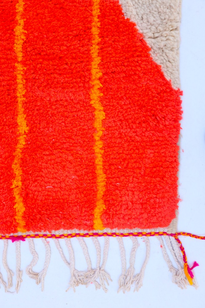 Fuchsia Bloom 270 x 160cm