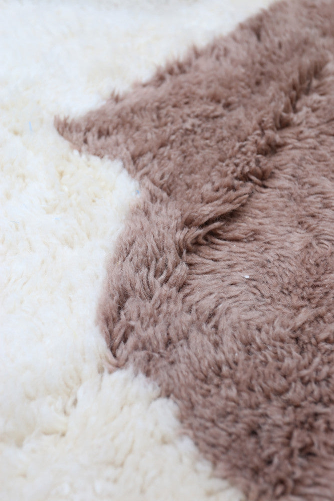 Dual Echo – Custom-Made Mrirt Rug