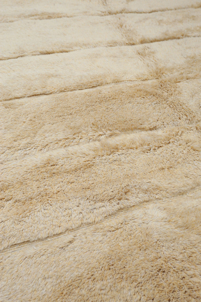 Dune Trace – Custom-Made Mrirt Rug