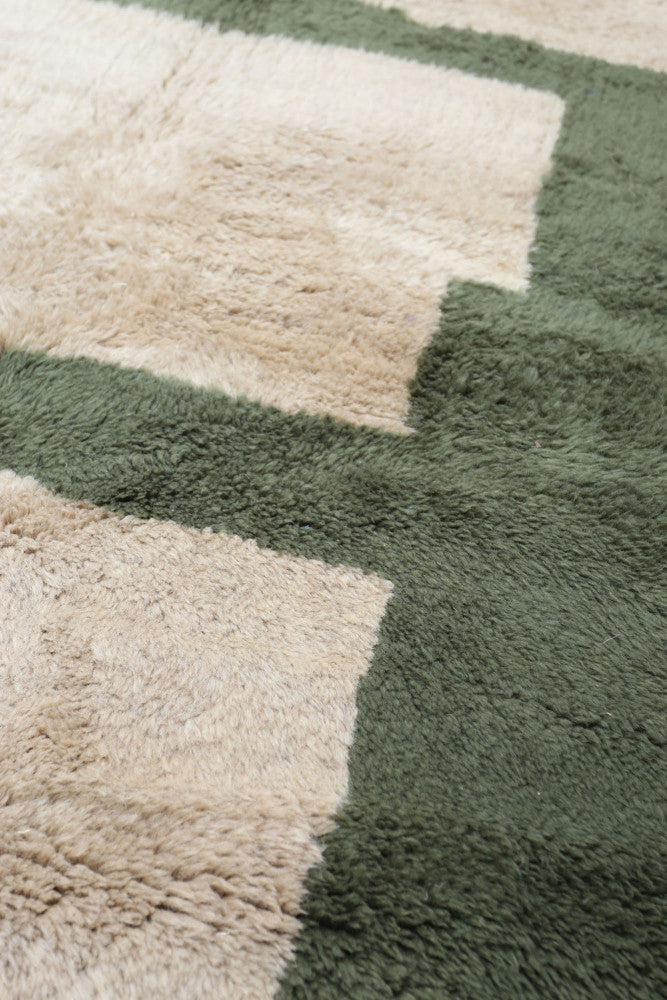 Moss Grid – Custom-Made Mrirt Rug