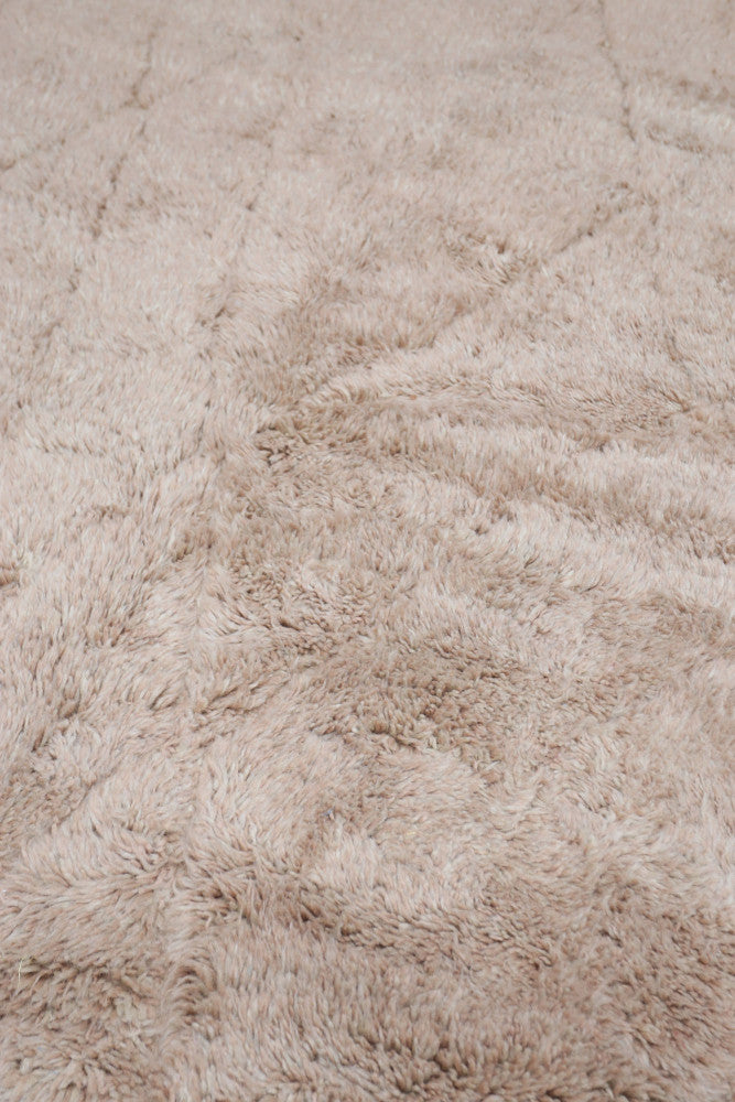 Ethereal Lattice – Custom-Made Mrirt Rug