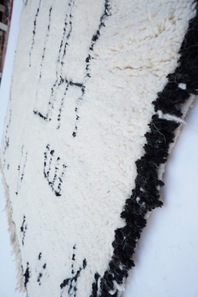 Lineage – Custom-Made Beni Ouarain Wool Rug