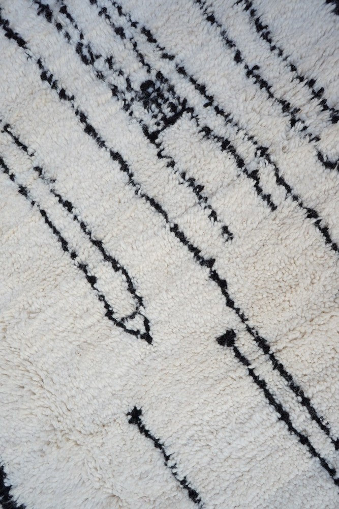 Lineage – Custom-Made Beni Ouarain Wool Rug