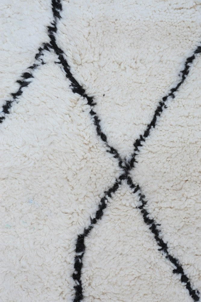 Horizontal Stripes – Custom-Made Beni Ourain Rug