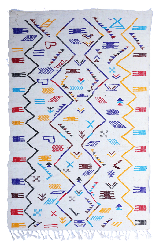 Handwoven Kilim Rug – 246 x 147 cm