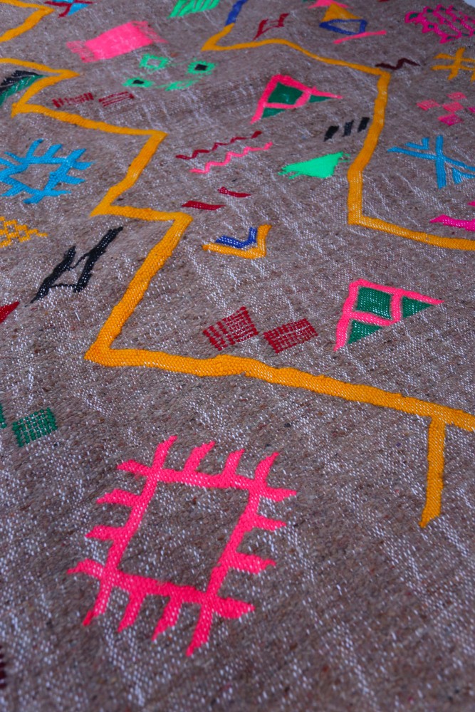 Handwoven Brown Wool Kilim Rug – 225 x 143 cm